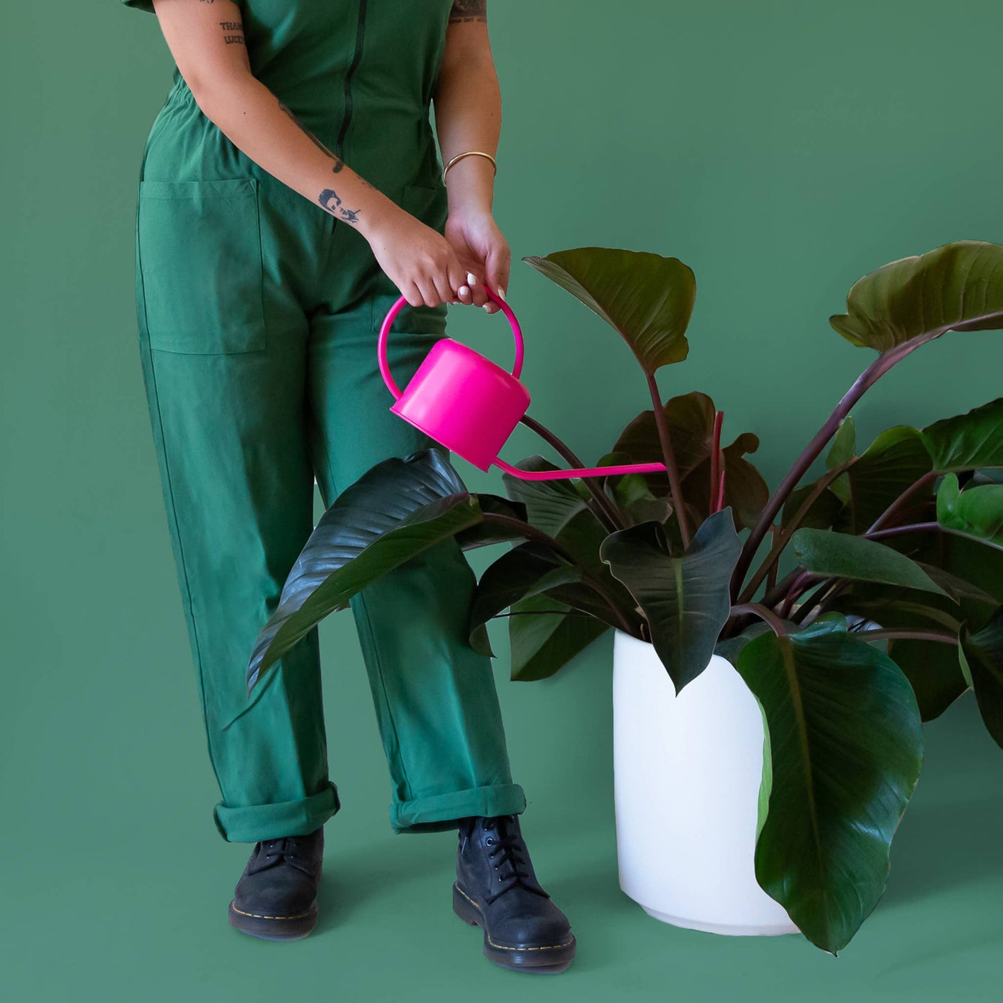 Cascade Metal Watering Can - Hibiscus