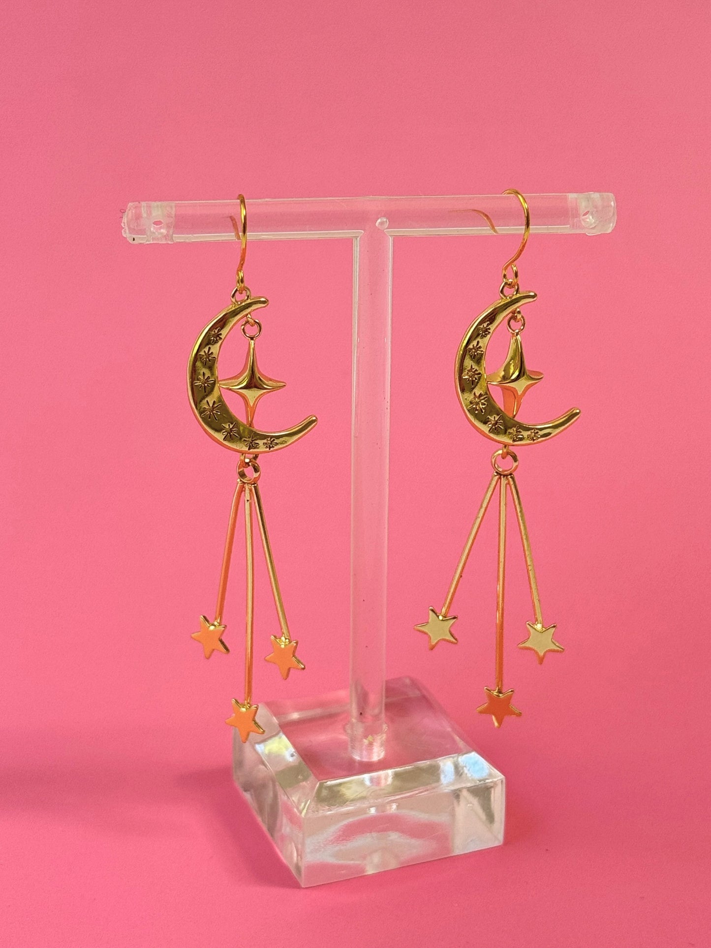 Cosmic Cascade Dangles