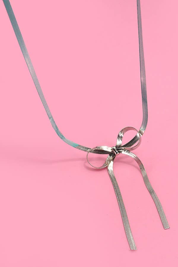 Ribbon Necklace