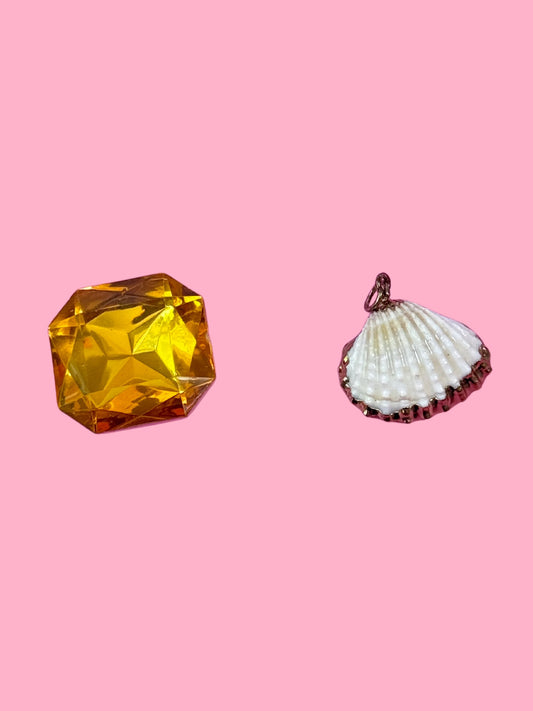 Gold Laced Shell Charm