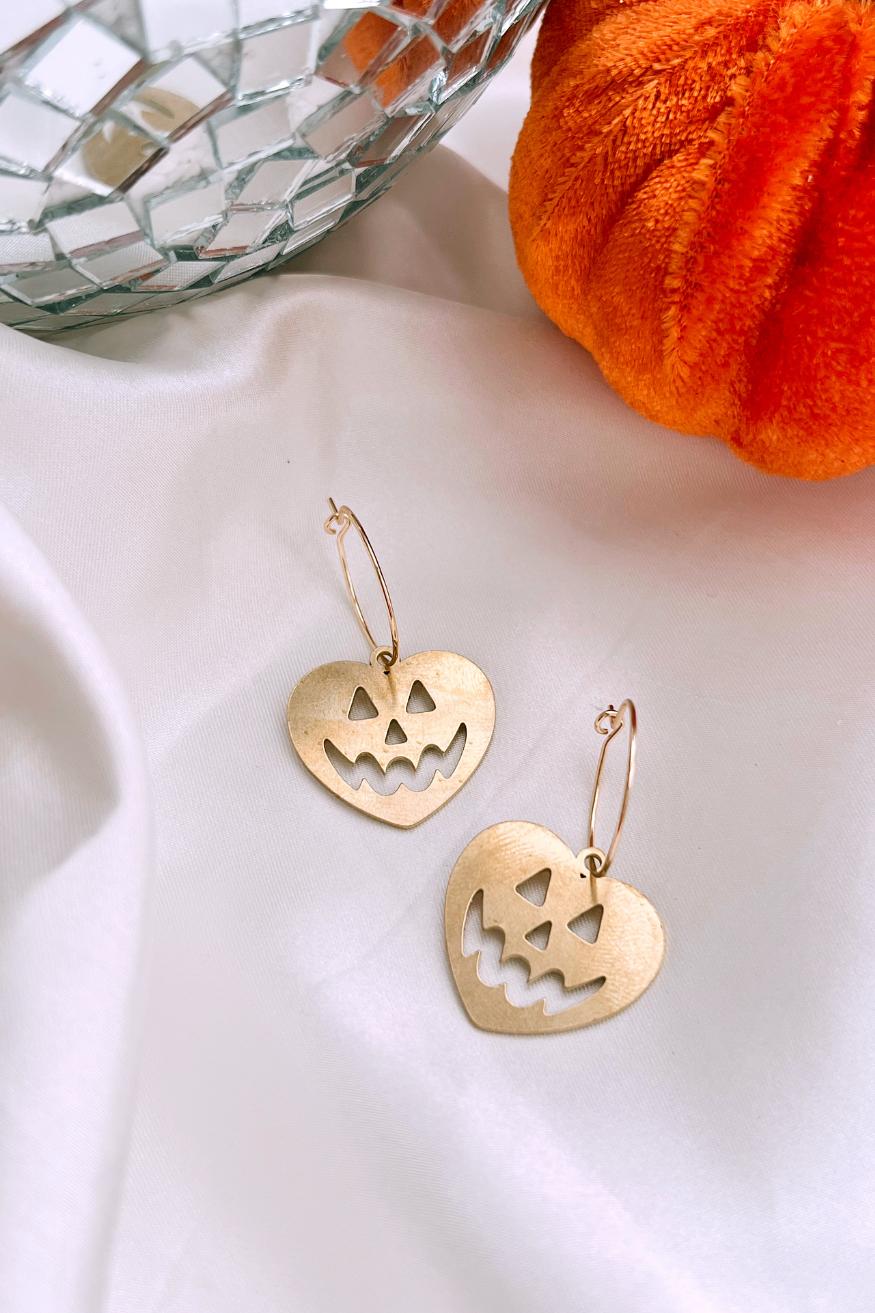 I Heart Halloween Hoops