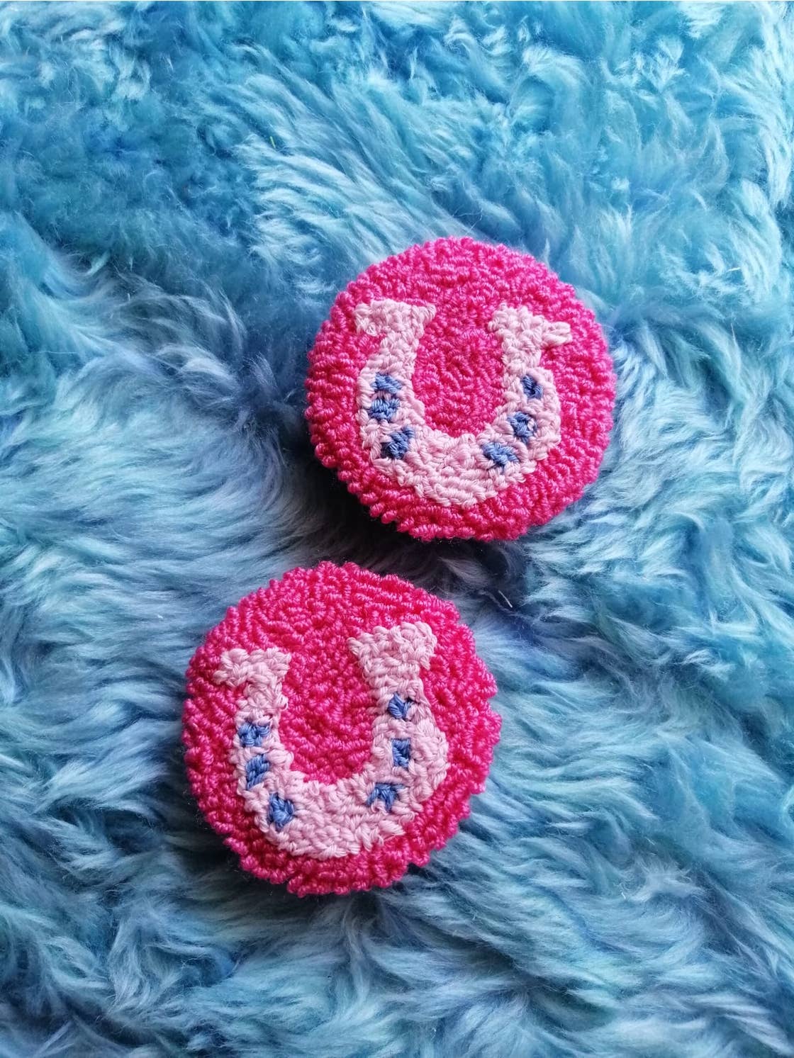 Pink Horseshoe Punch Needle Car Coaster