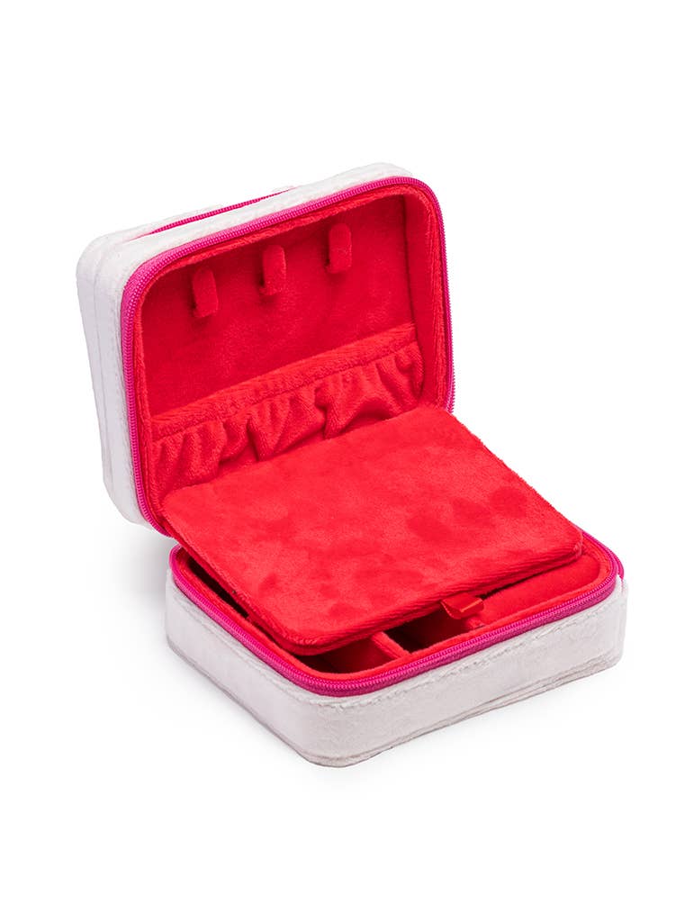 Queen of Hearts Velvet Jewelry Zip Case