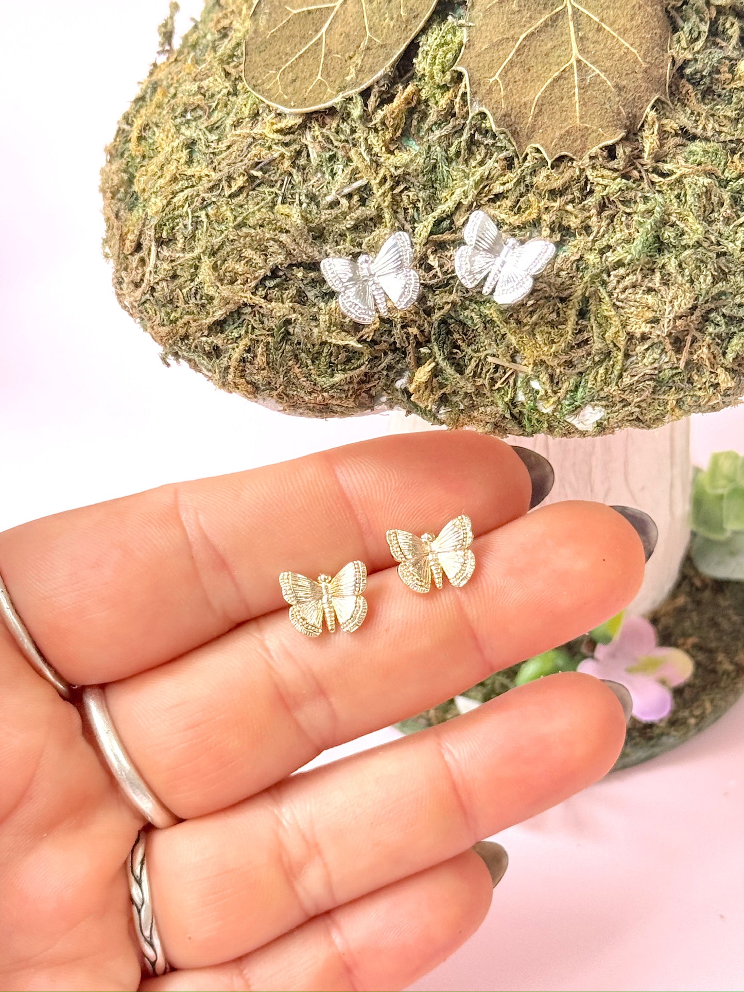 Chrysalis Studs