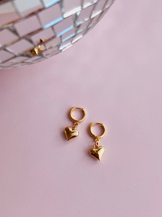 Vintage Heart Drop Huggies