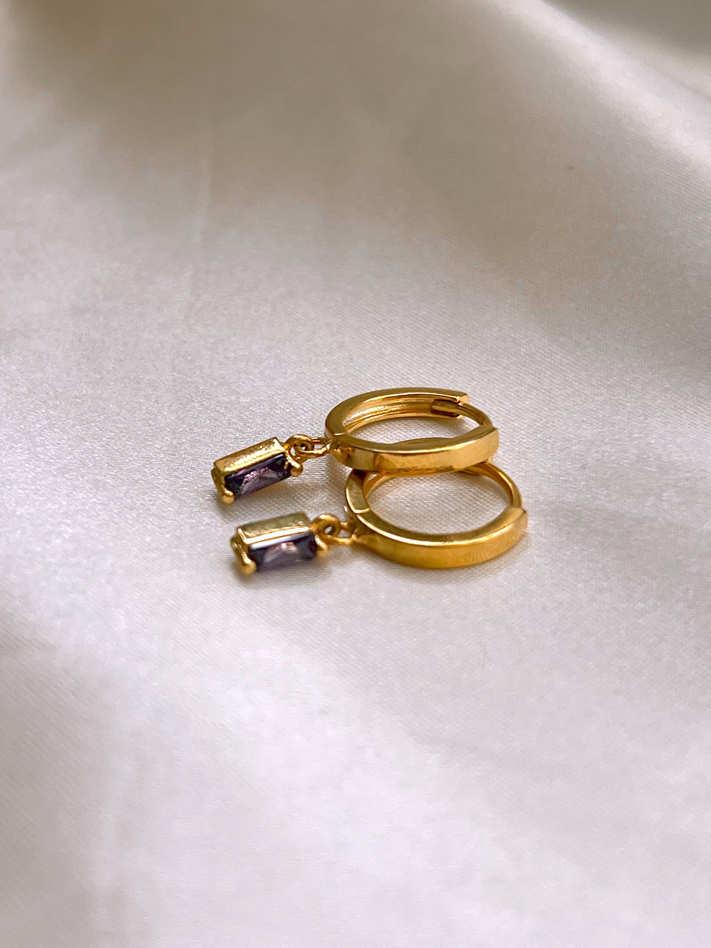 Single Jewel Huggies (7 colors)