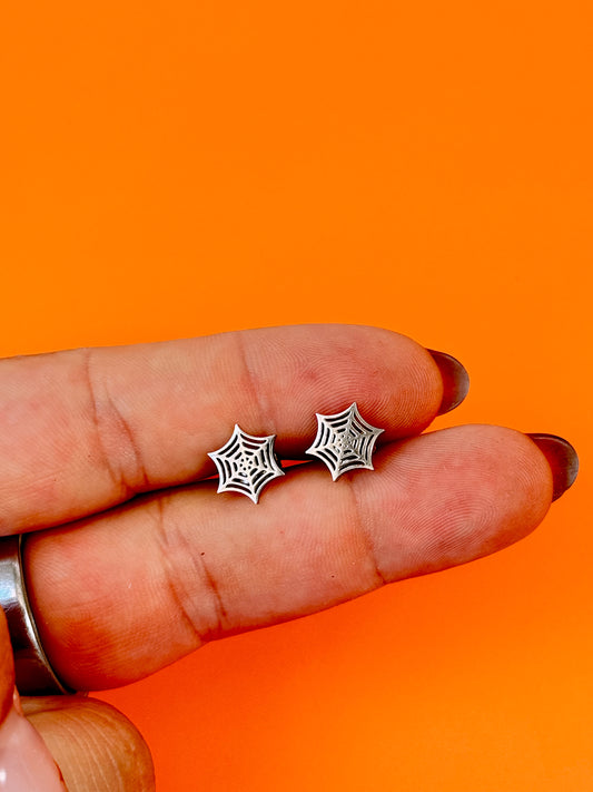 Stainless Webbed Studs