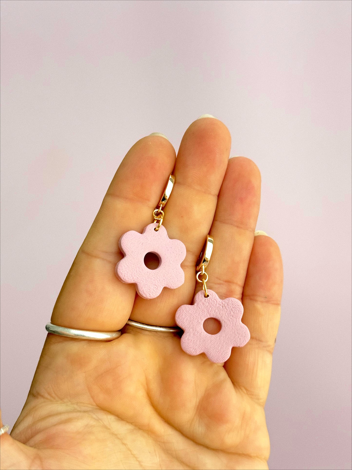 Simple Flower Huggies (3 Colors!)