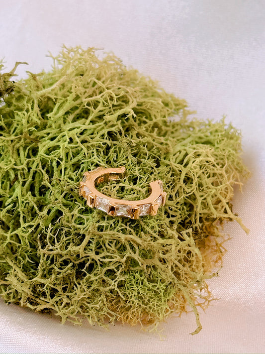 Divinity Ear Cuff (Gold + Silver)