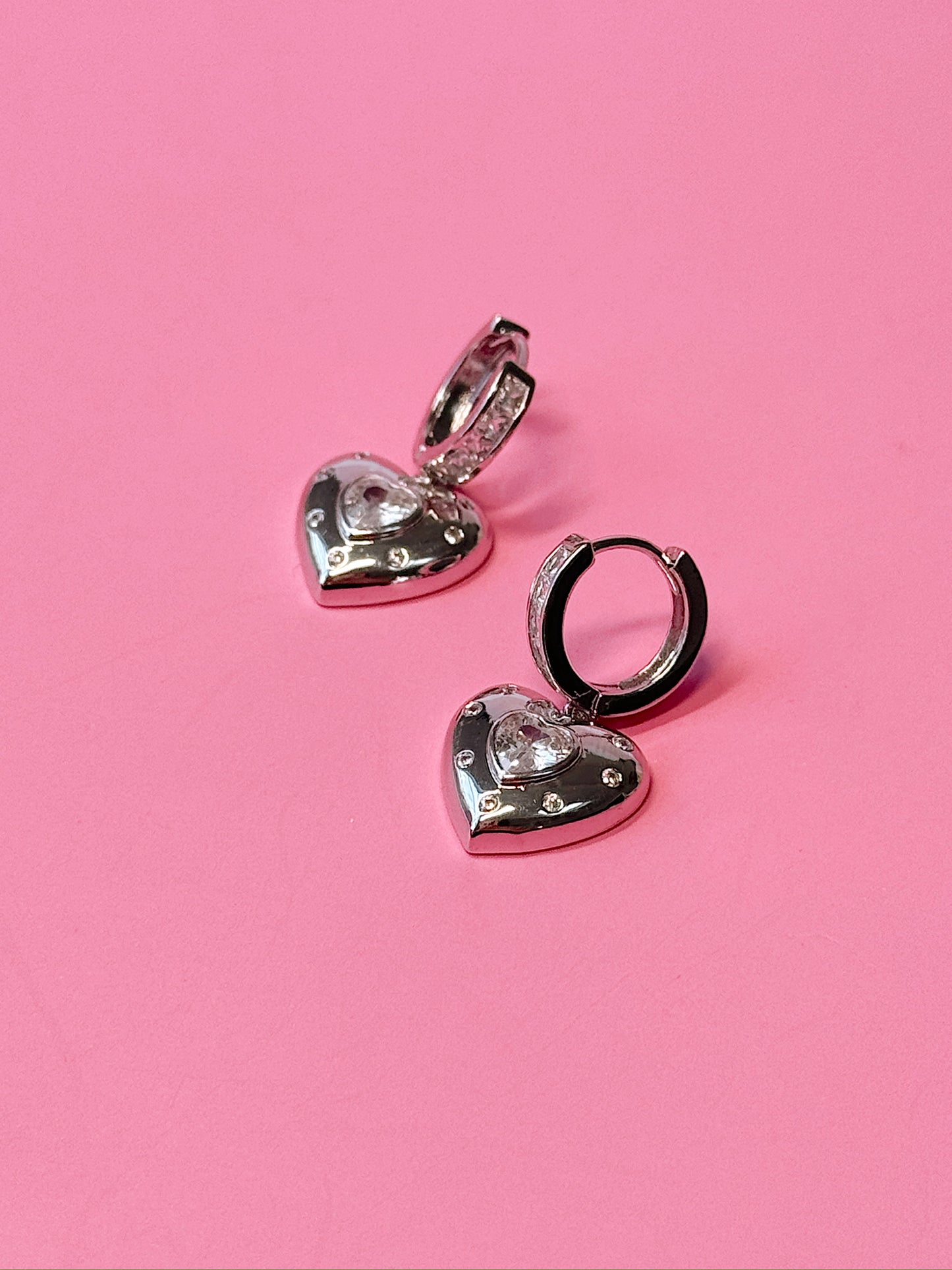 Club Serotonin Clear Jewel Heart Huggies
