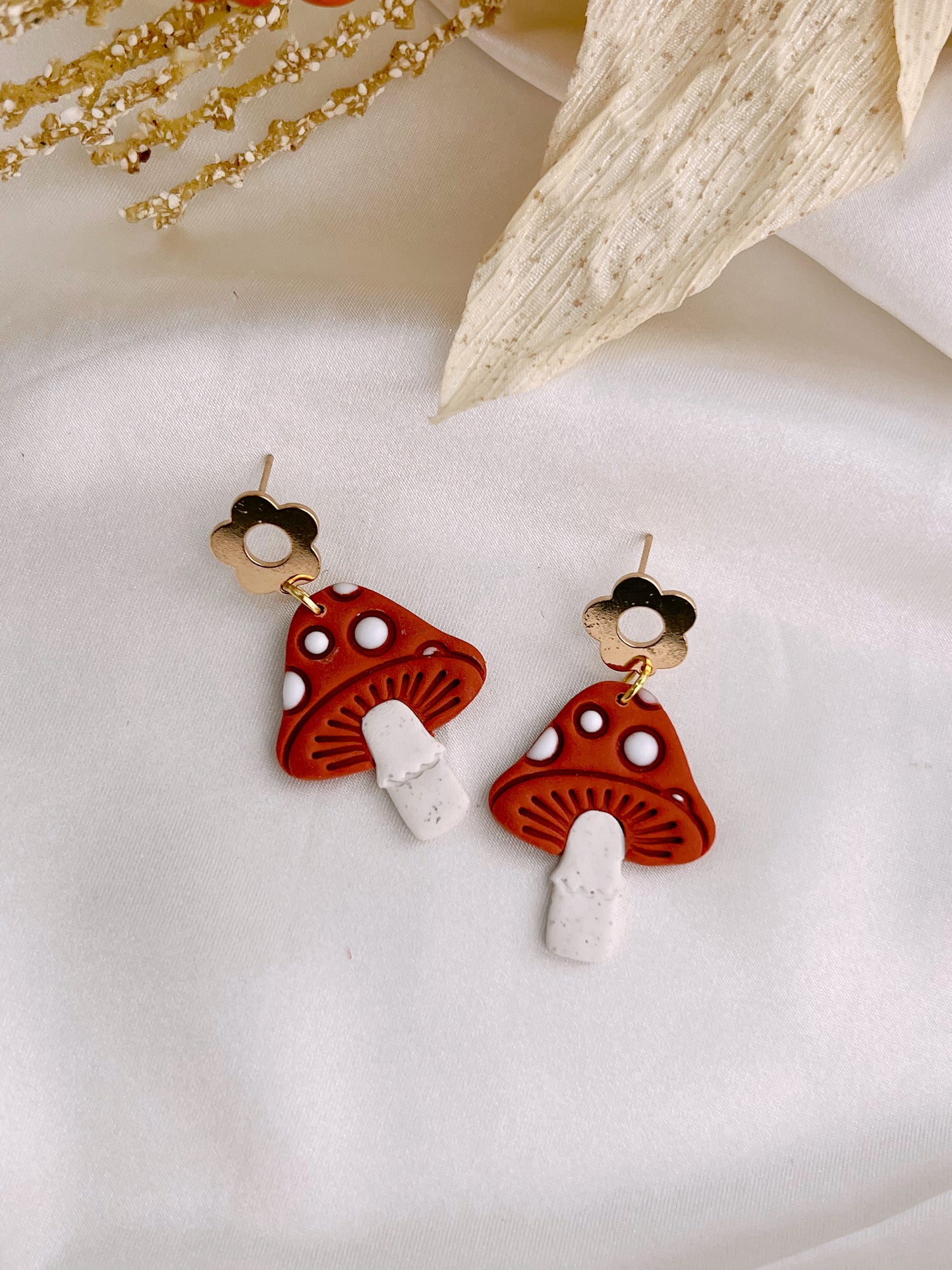 Mushroom Meadow Dangles