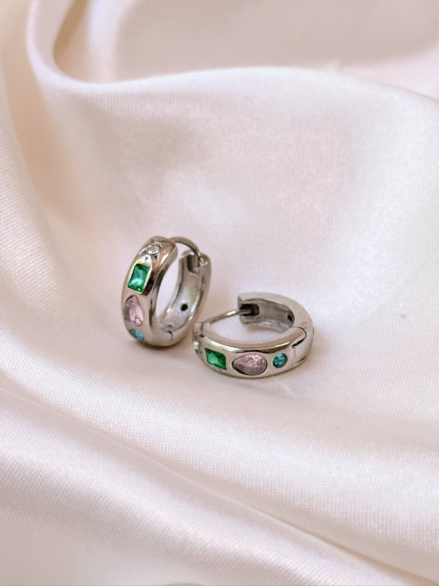 Aura Huggies (Gold + Silver)