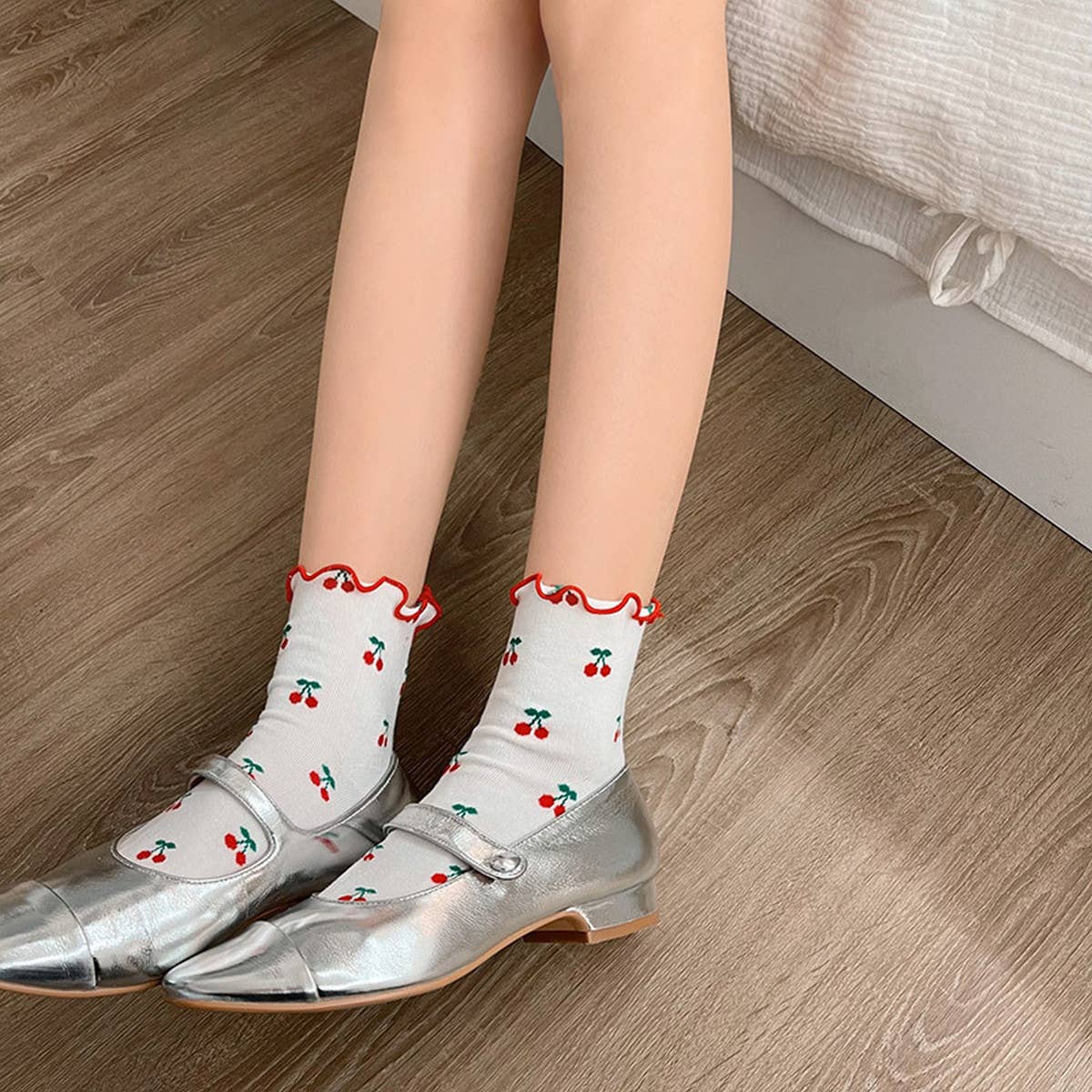 Cherry Print Ruffle Ankle Socks