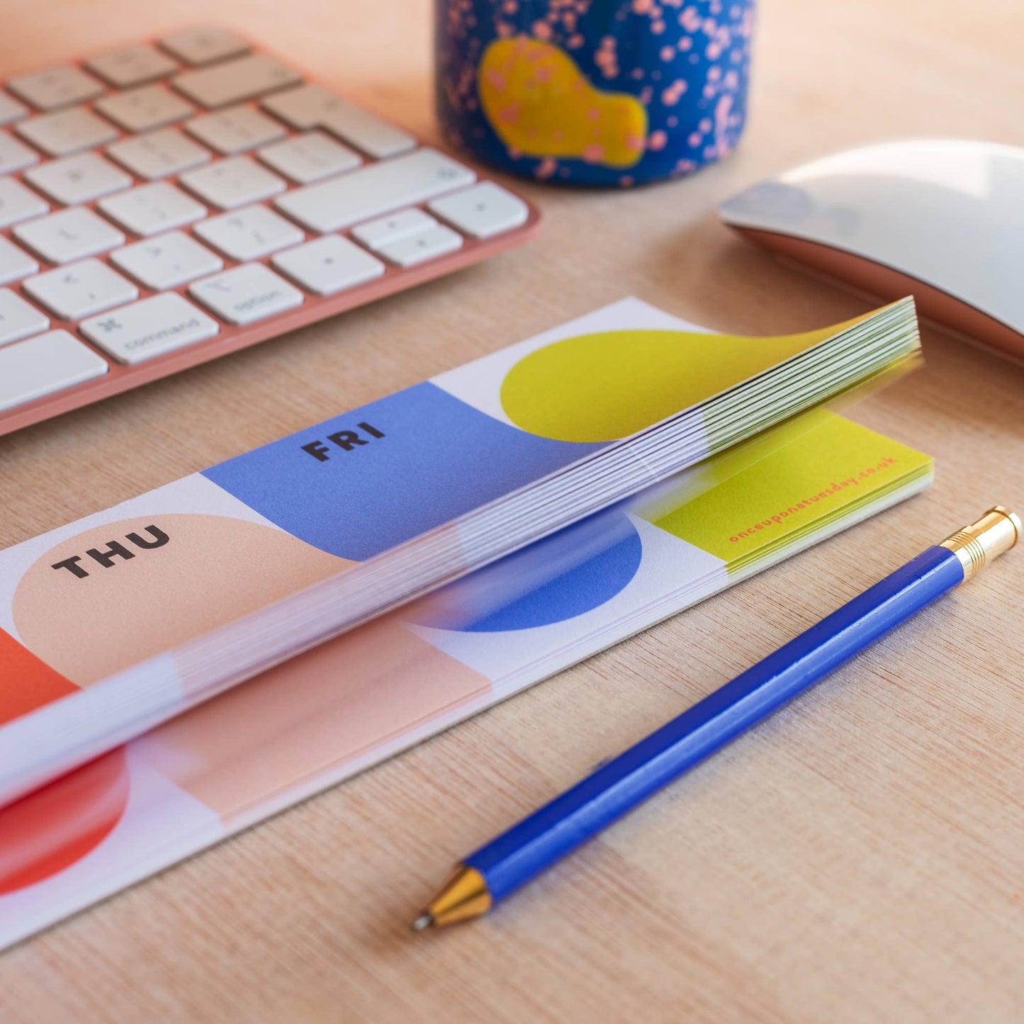 Keyboard Weekly Planner Pad - Bright Arches