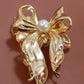 Pearl Bow Alloy Hair Claw Clip