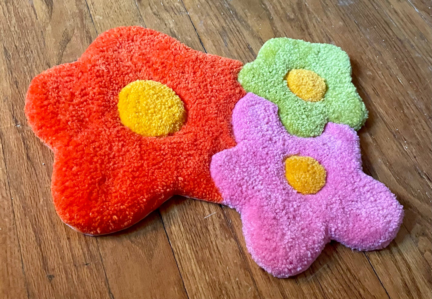 Daisy Tufted Wall Hanging