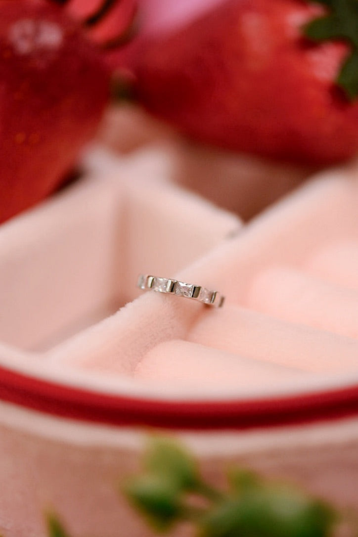Divinity Ear Cuff (Gold + Silver)