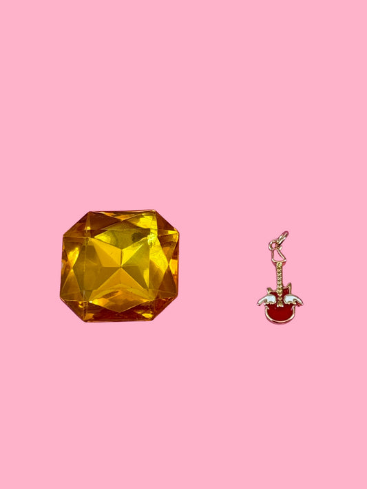 Guitar Gold Charm