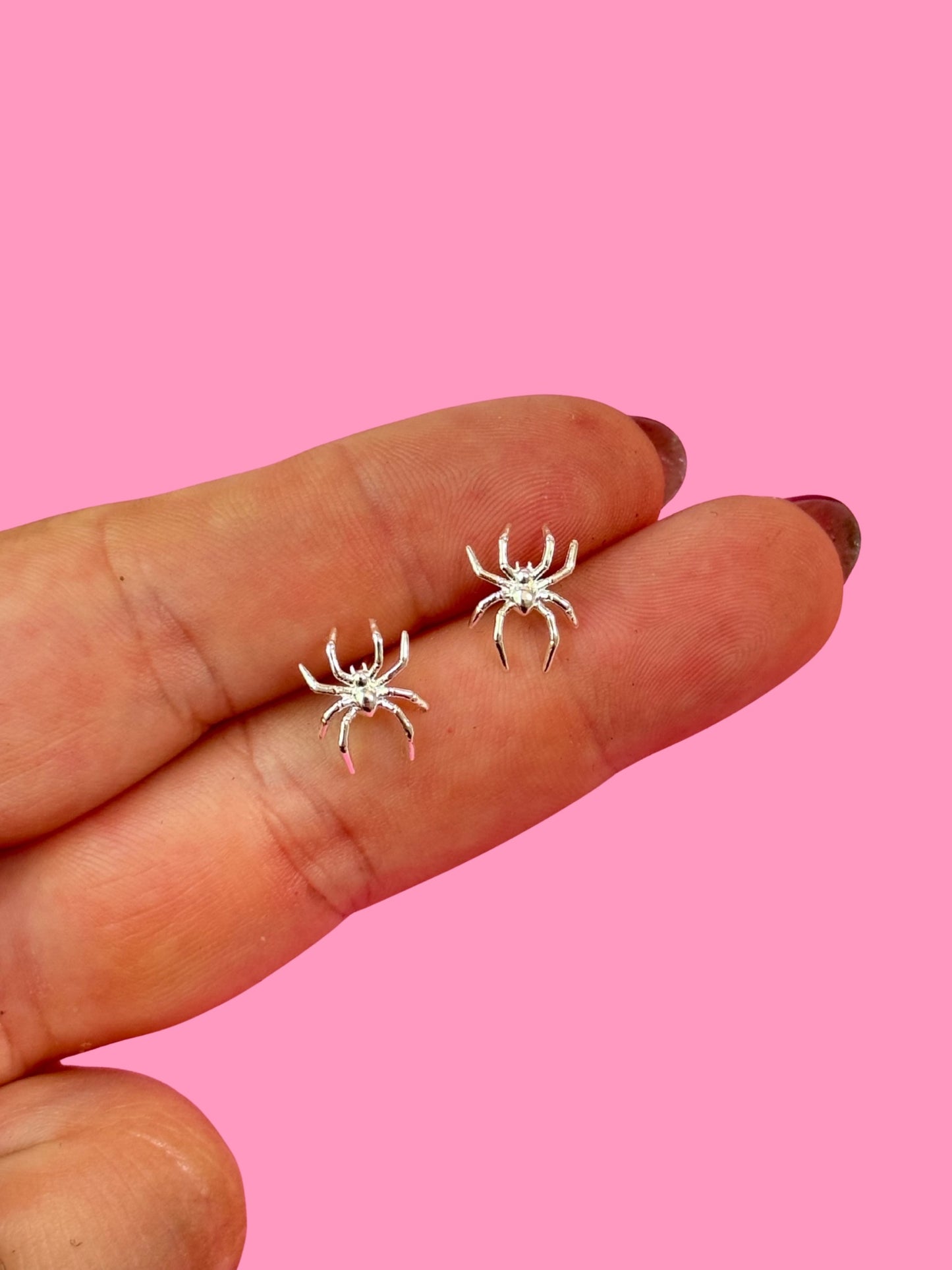 Web Weaver Studs