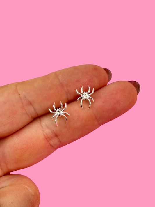 Web Weaver Studs