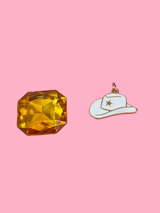 Howdy Hat Gold Charm