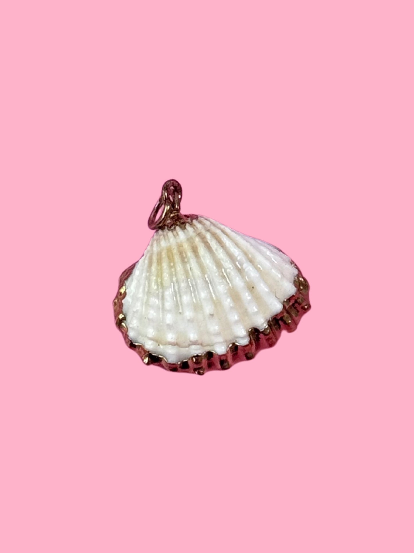 Gold Laced Shell Charm