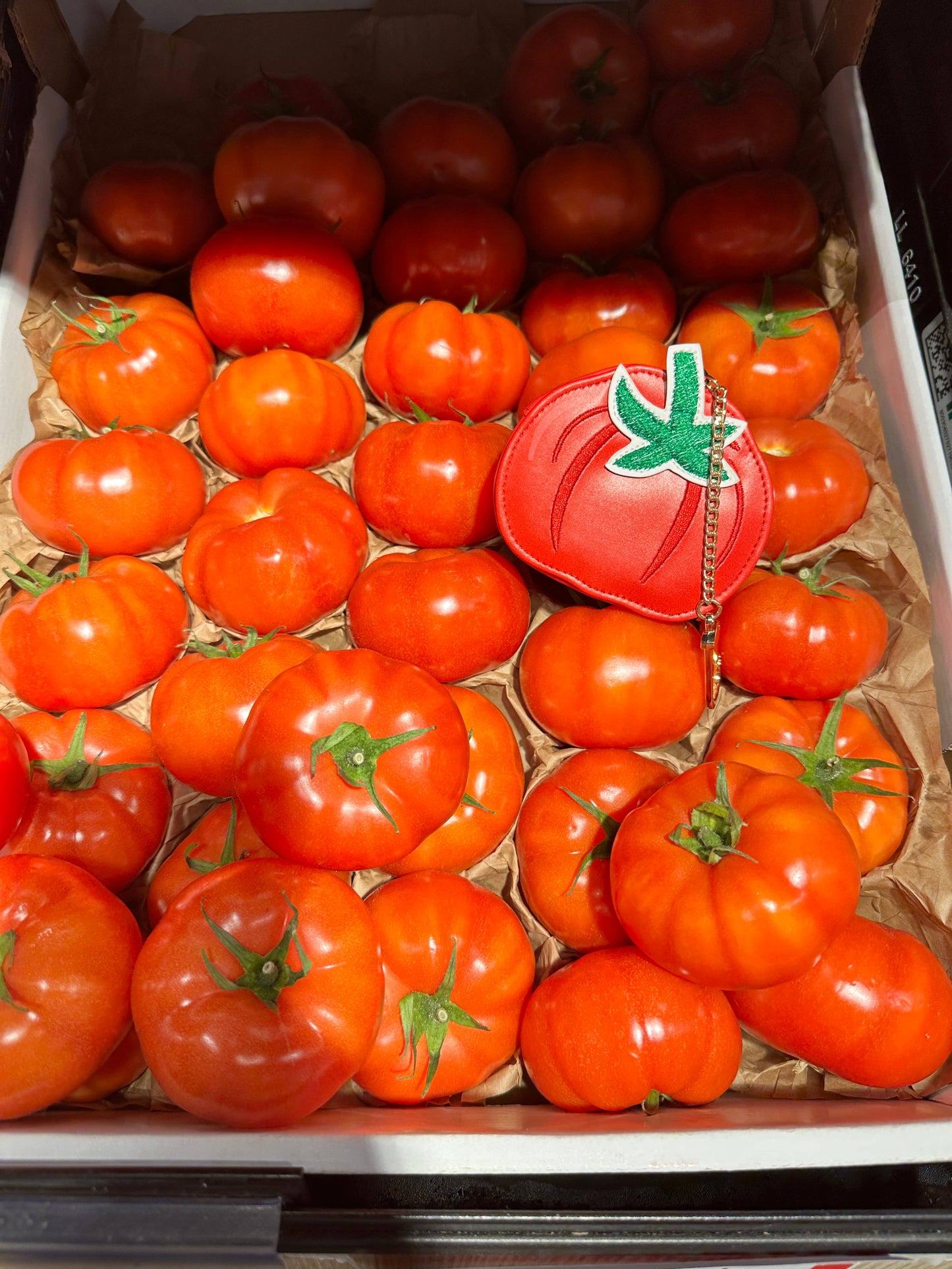 Ripe Tomato Bag Charm (Reusable Shopping Bag Inside)