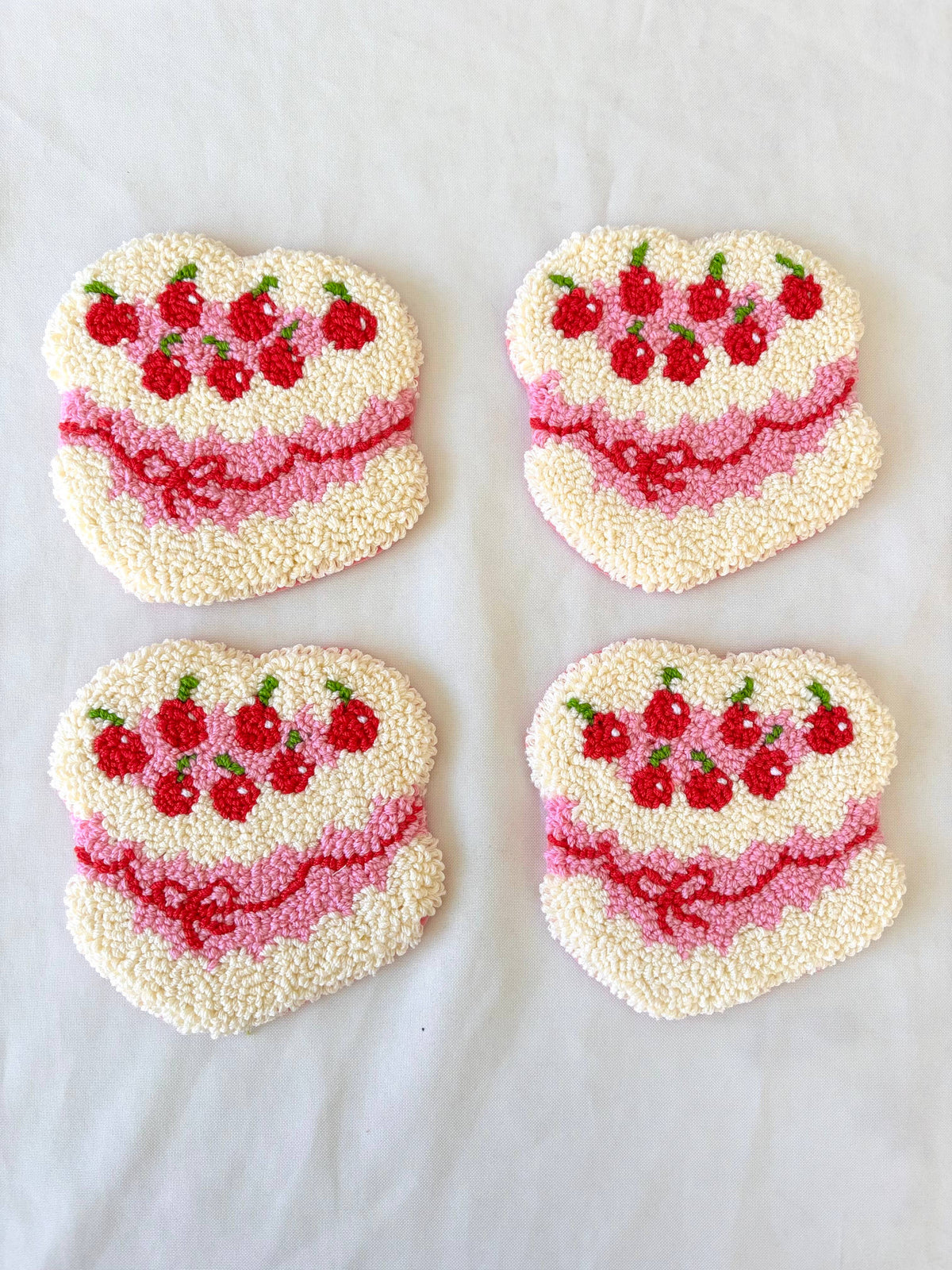 Cherry Heart Cake Mug Rug