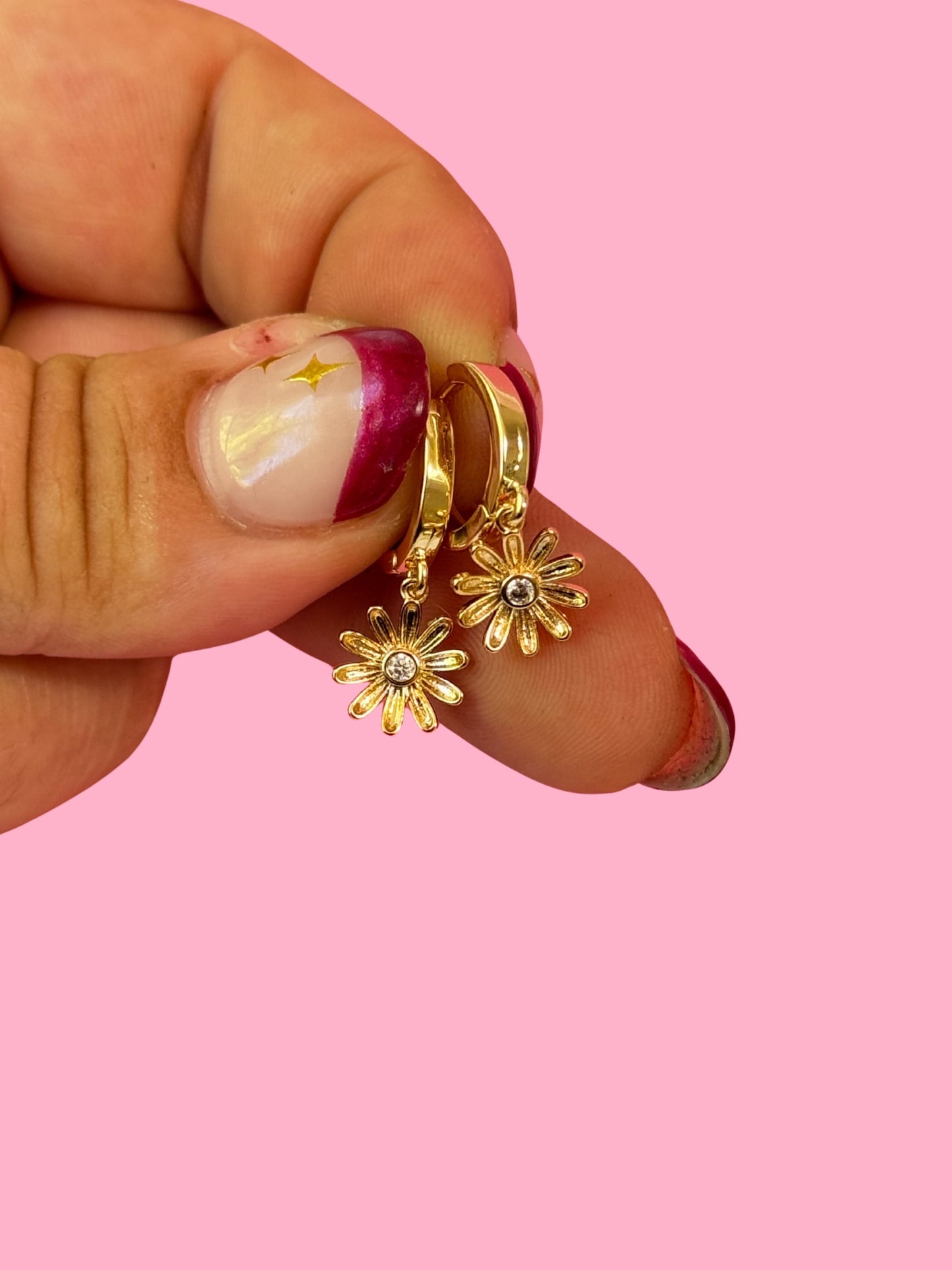 Sparkle Daisy Huggies