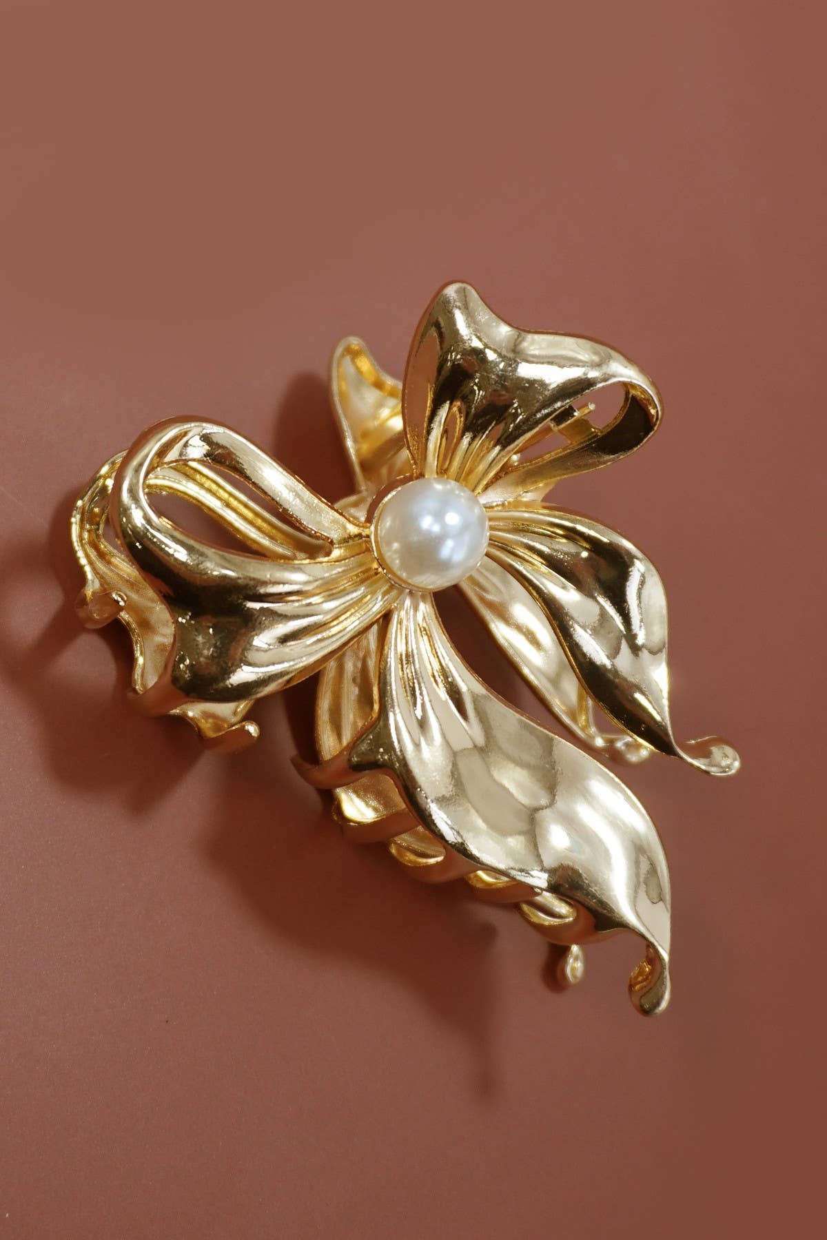 Pearl Bow Alloy Hair Claw Clip