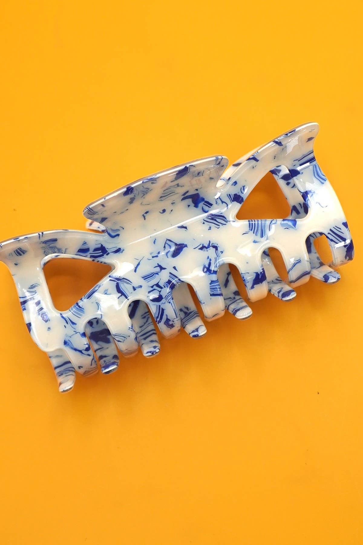 Blue Willow Acrylic Hair Claw