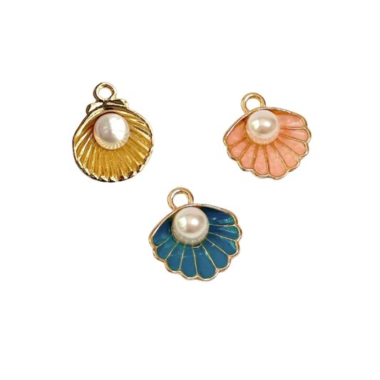 Seashell + Pearl Gold Charm