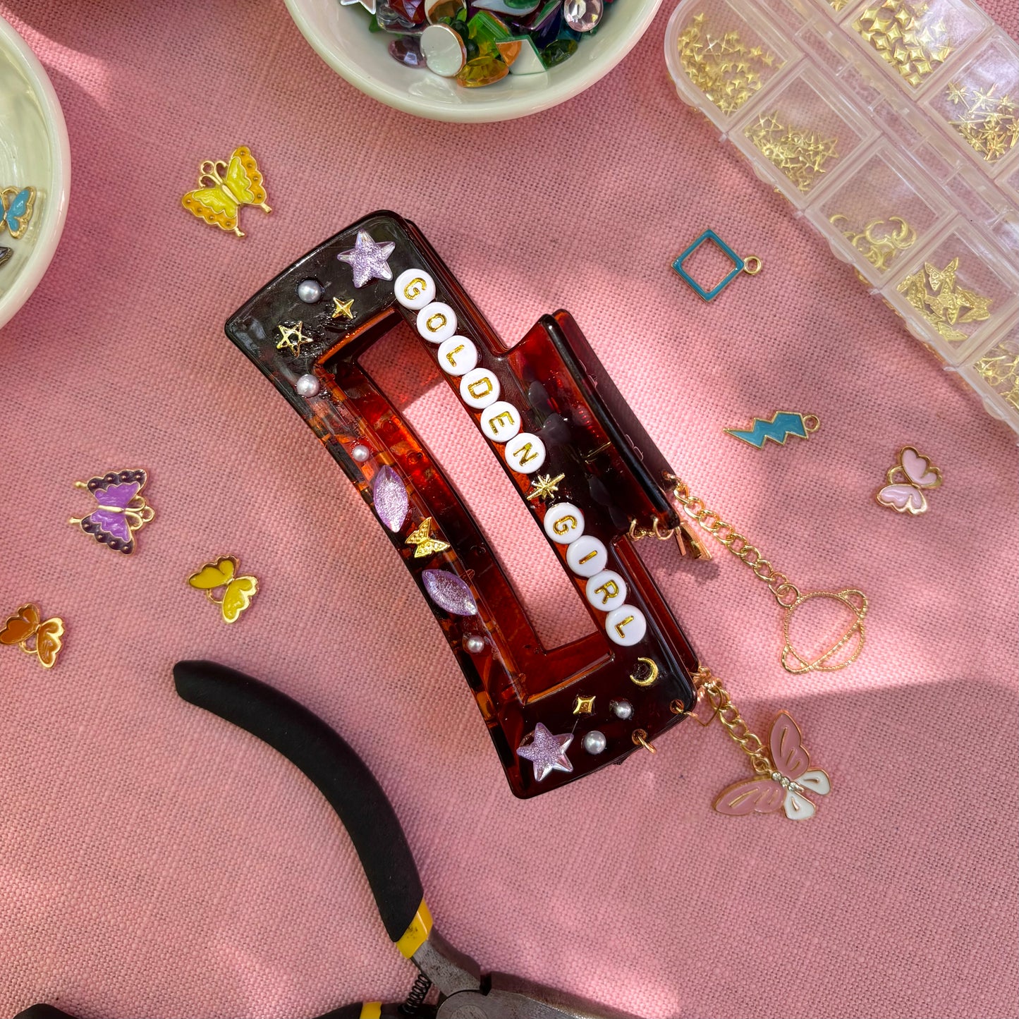 July Craft Club: Charmed Hair Claws - 7/18
