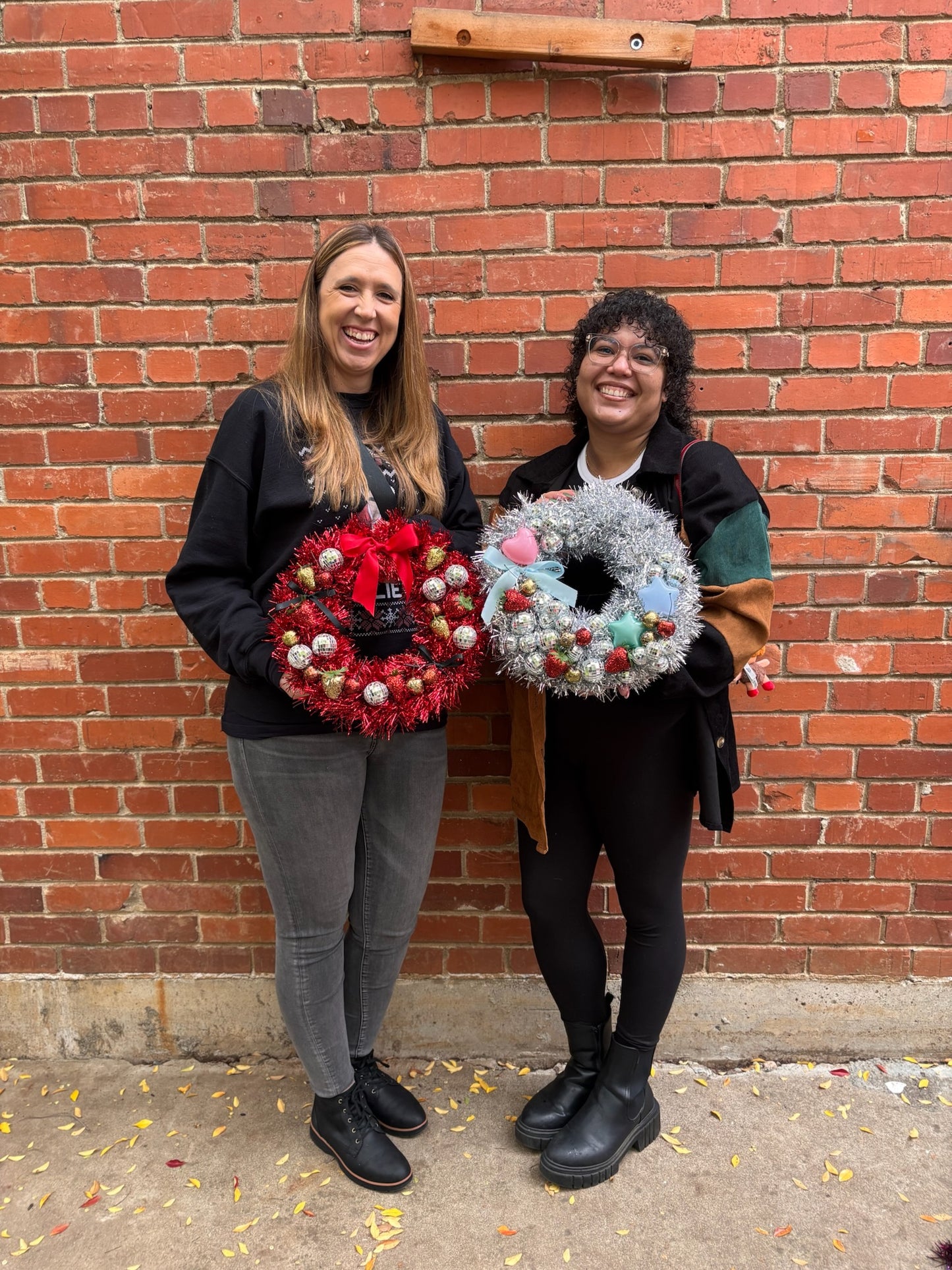 December Craft Club: Dopamine Disco Wreaths - 12/5