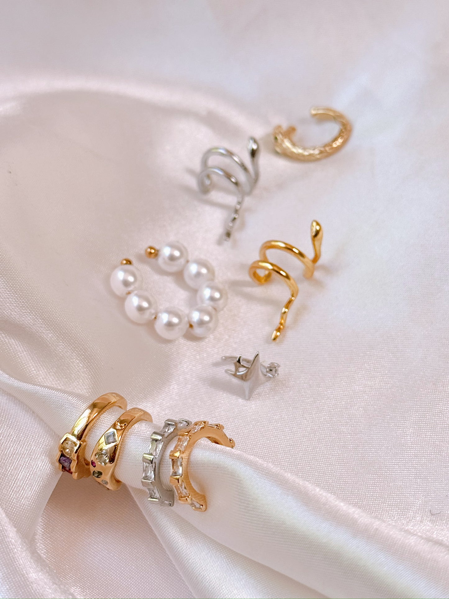 Divinity Ear Cuff (Gold + Silver)