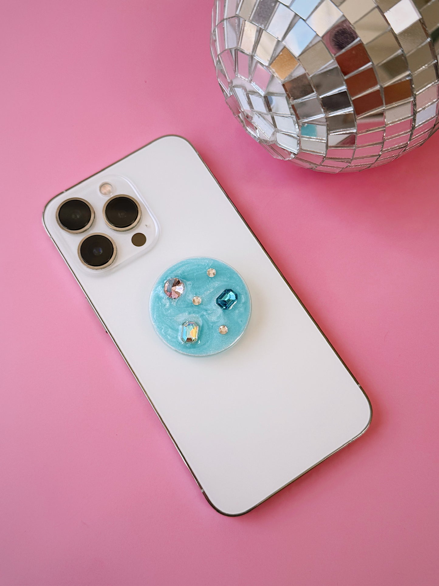 Jeweled Collapsible Phone / Kindle Grip