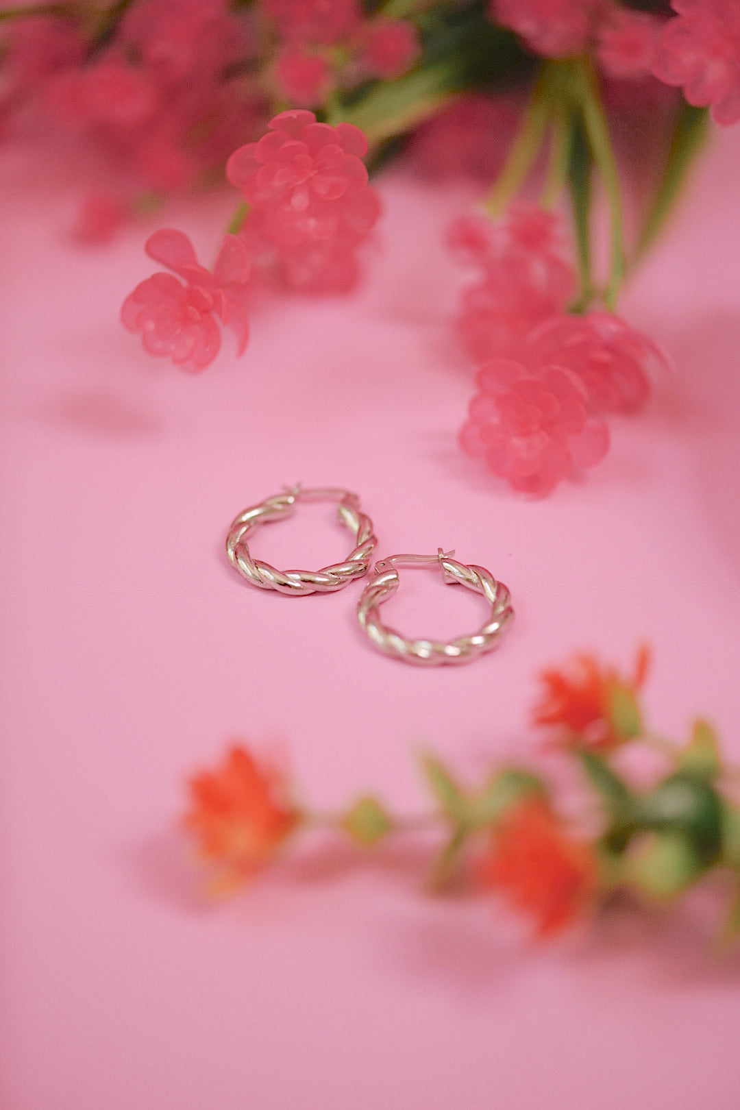 Twist Hoops