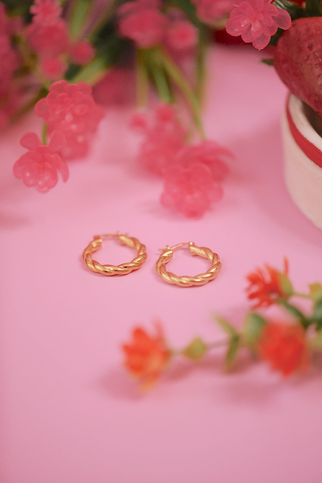 Twist Hoops