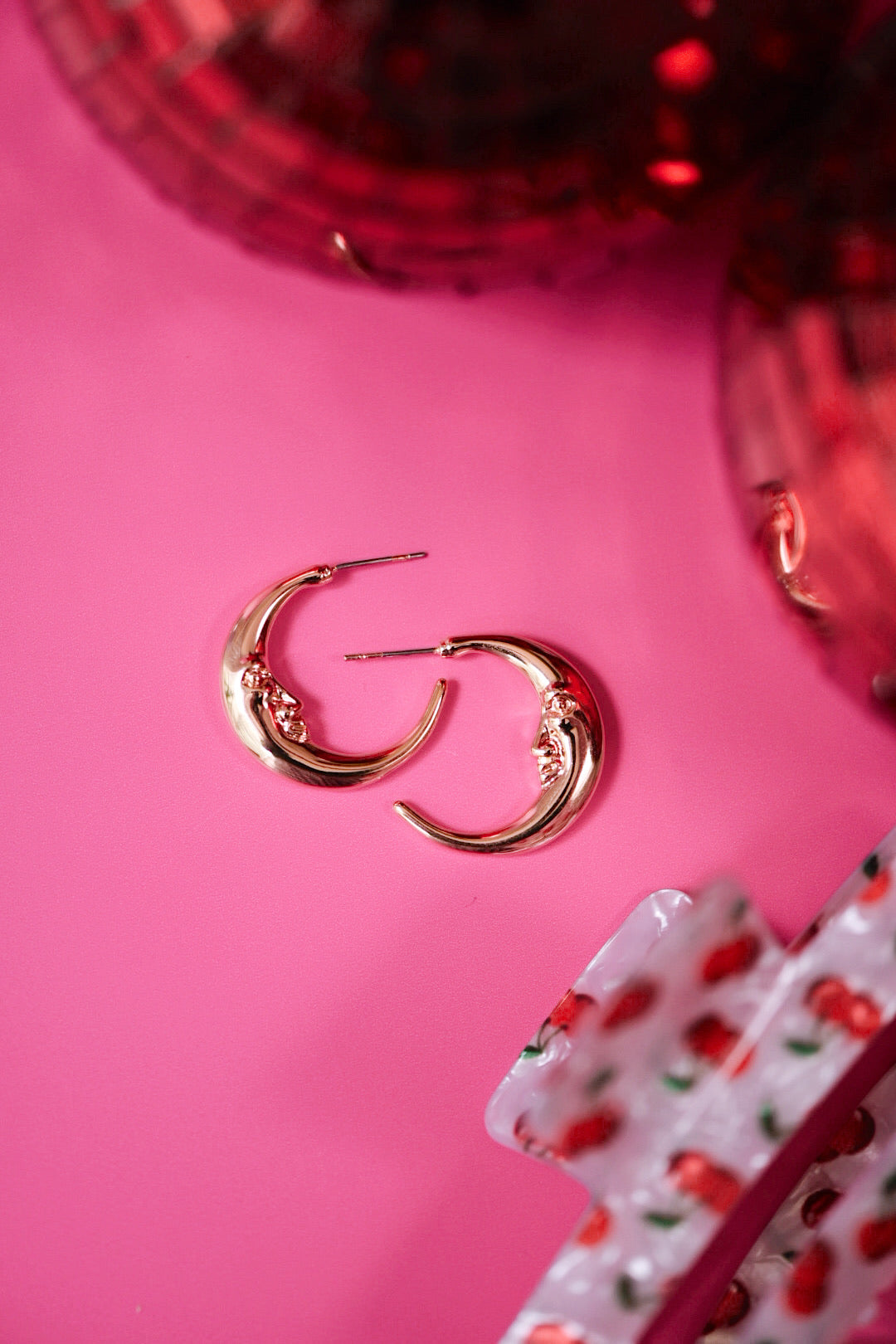Chunky Happy Moon Hoops