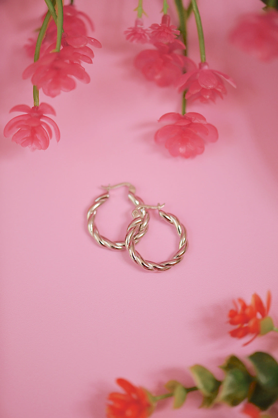 Twist Hoops