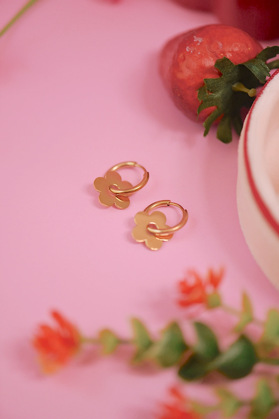 Girly Pop Daisy Hoops (Gold + Silver)