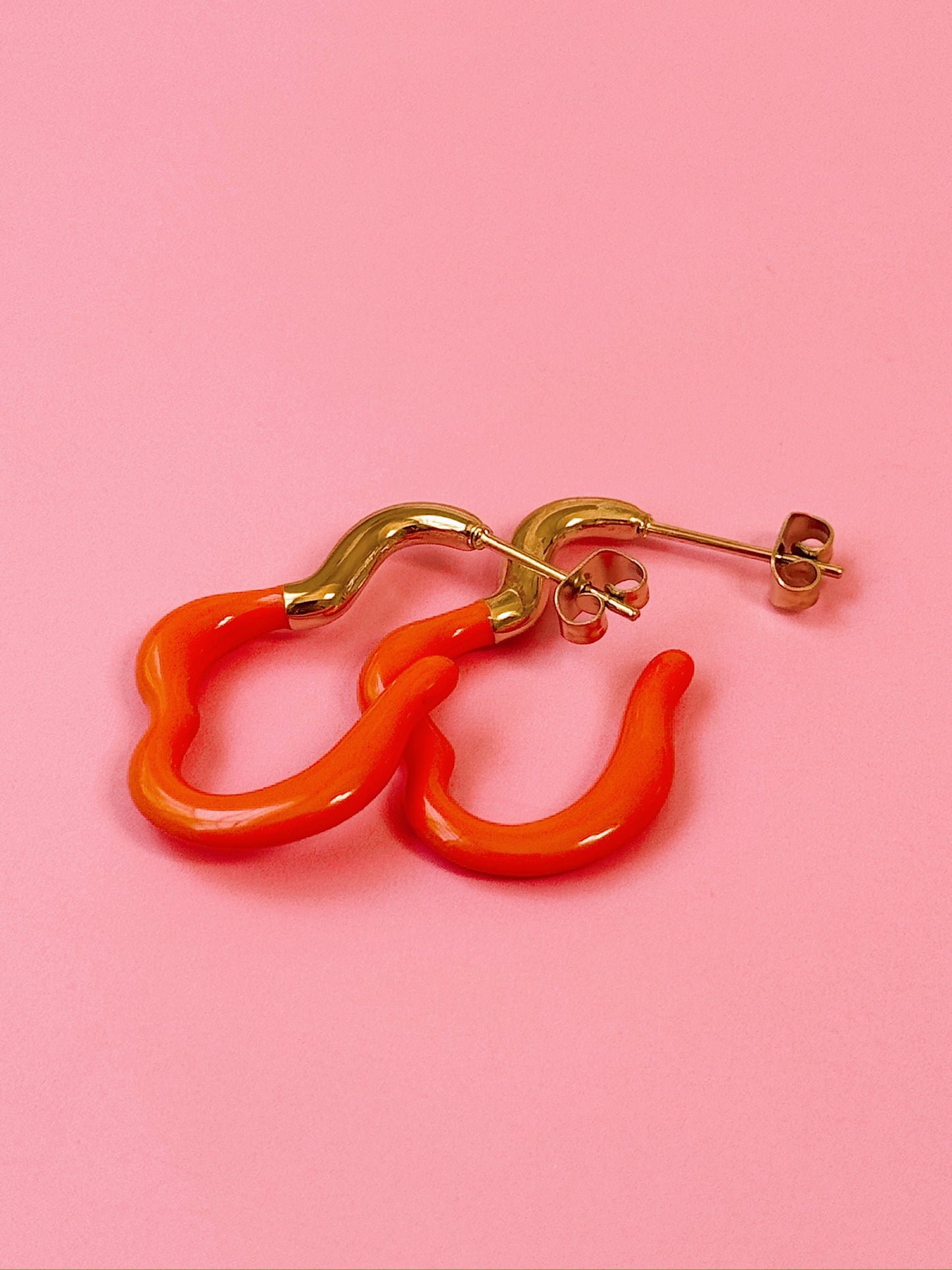 Flora Dangles