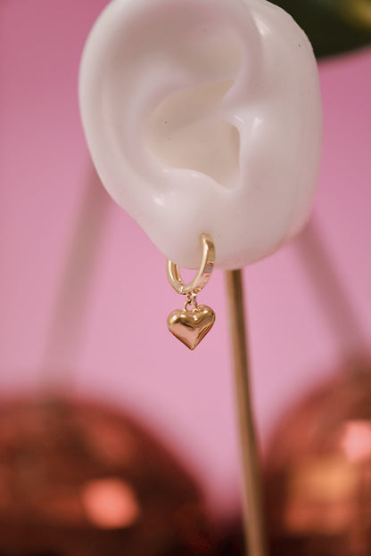 Vintage Heart Drop Huggies
