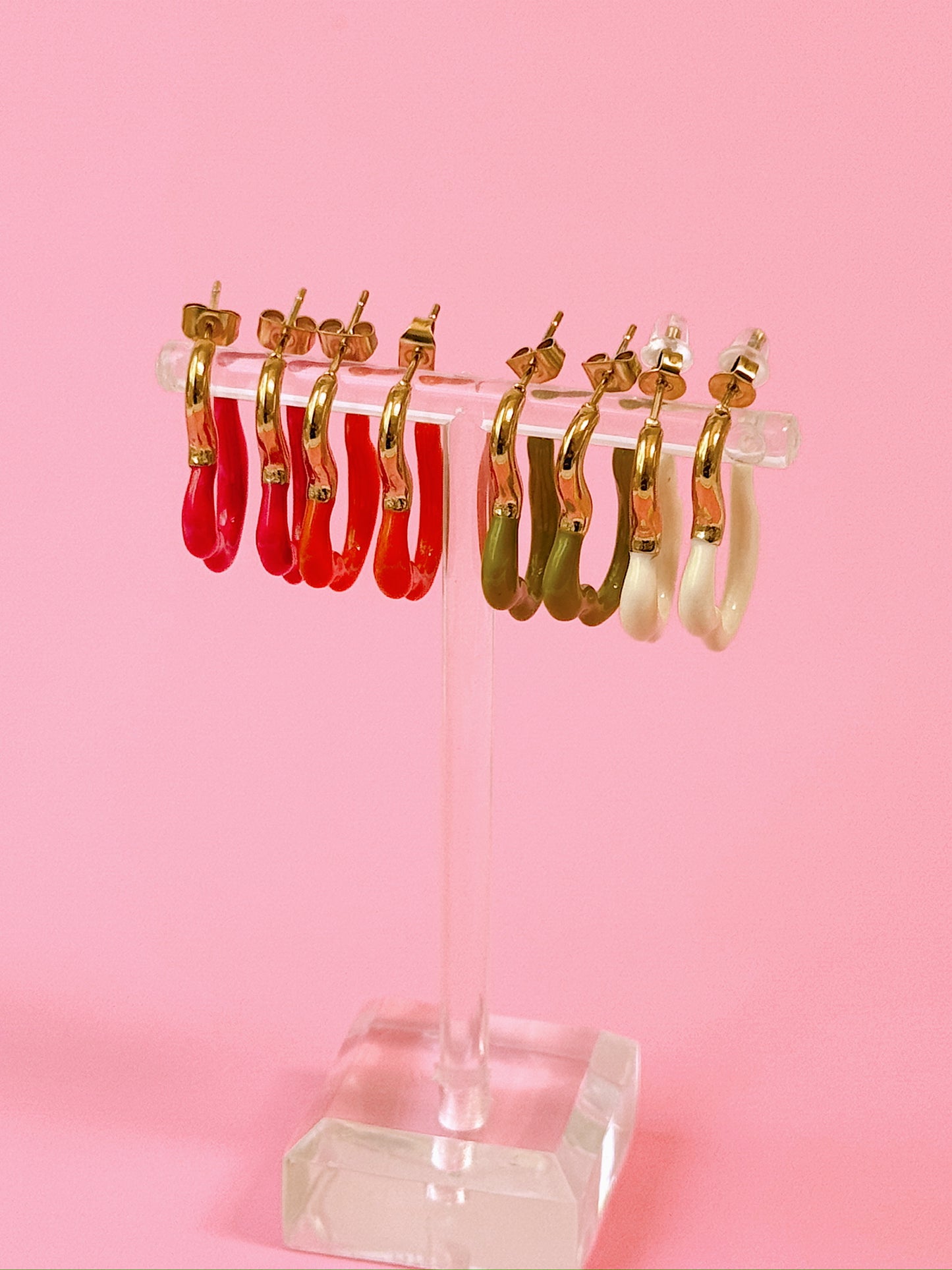 Flora Dangles