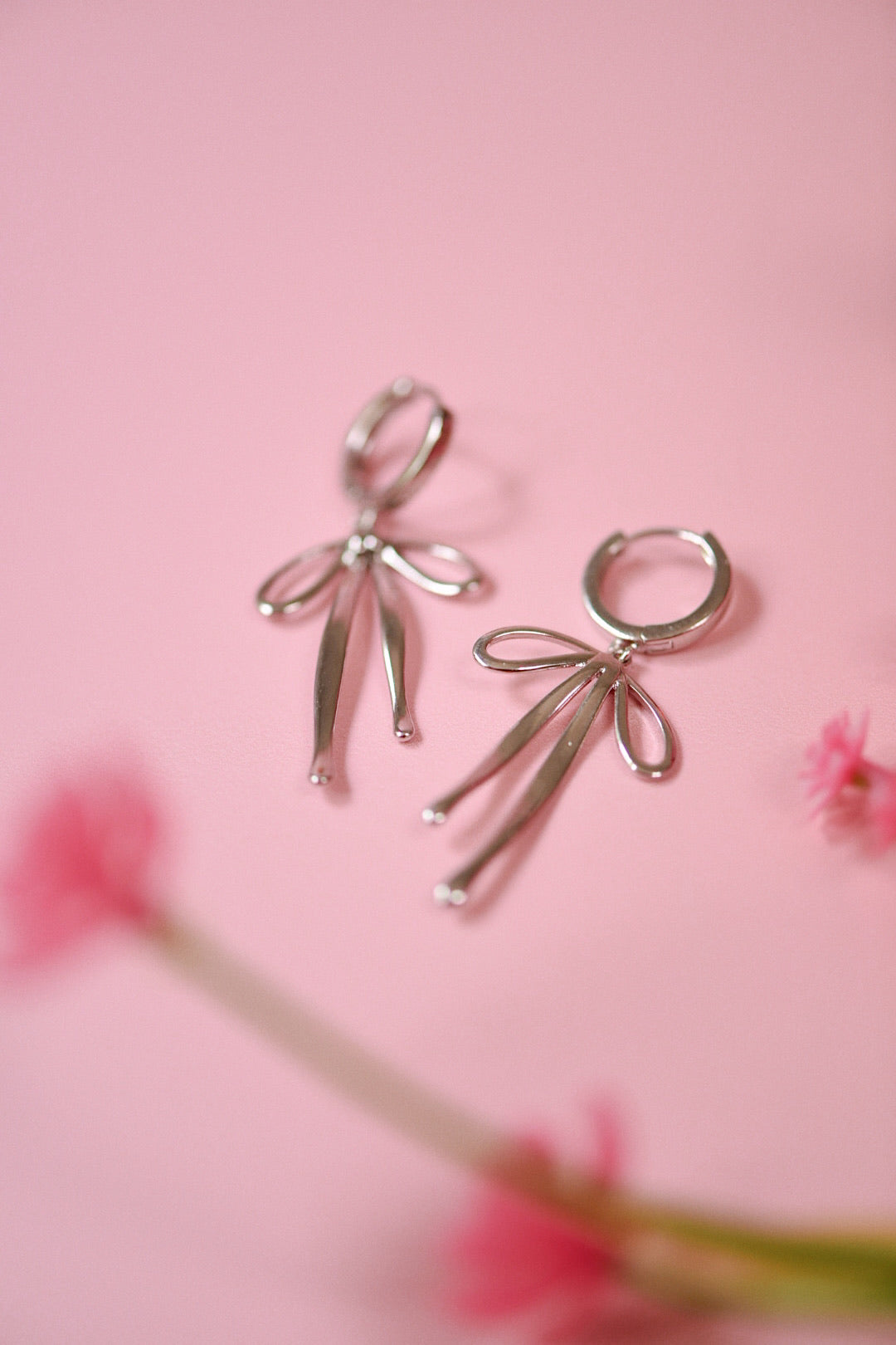 Vintage Bow Huggies (Gold + Silver)