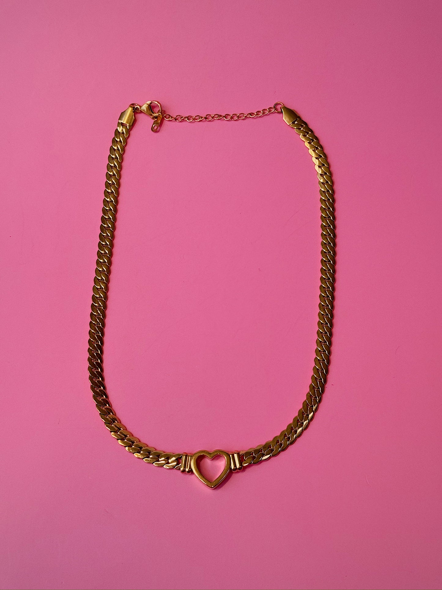 Gleam Choker Necklace