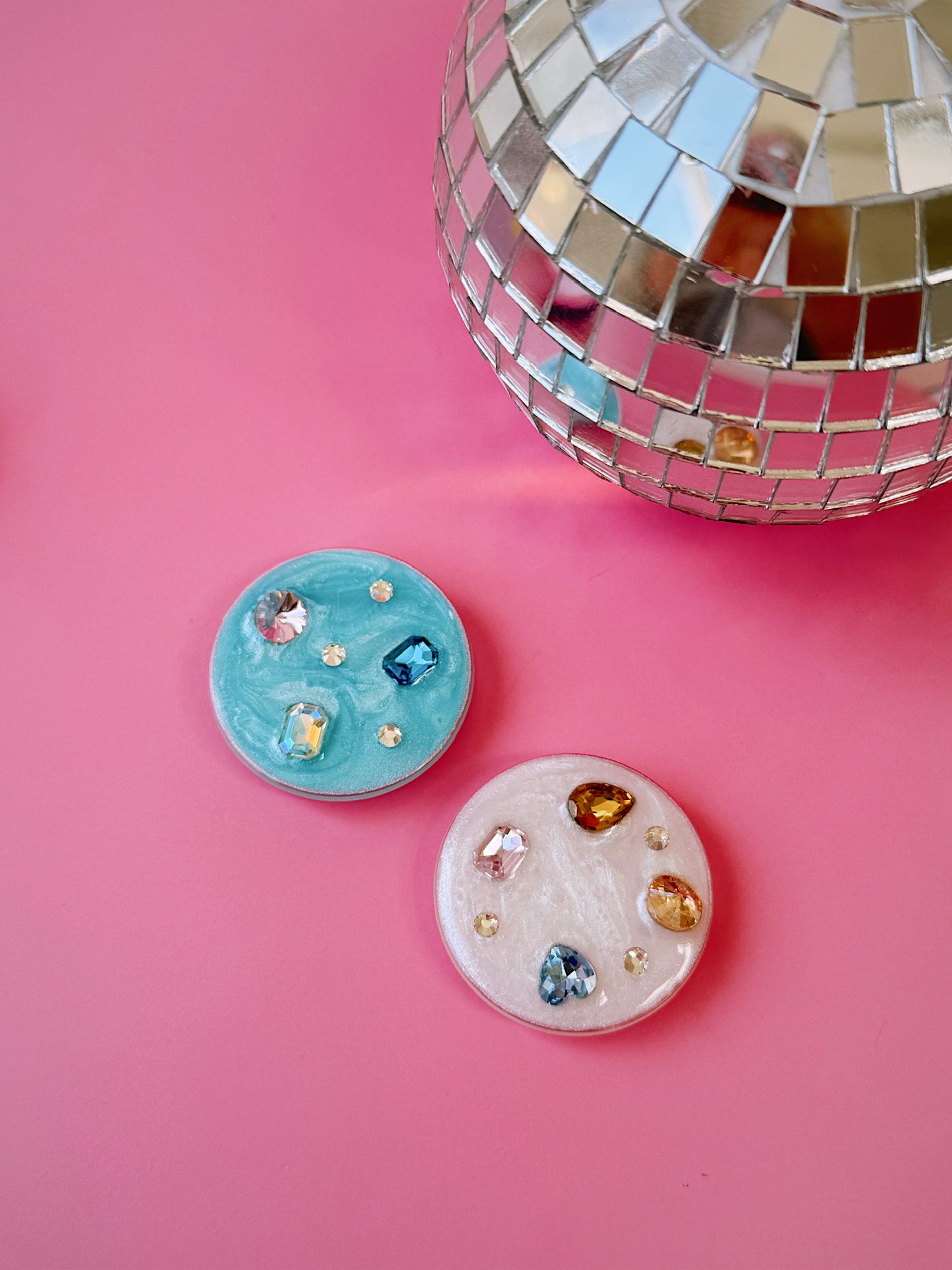 Jeweled Collapsible Phone / Kindle Grip