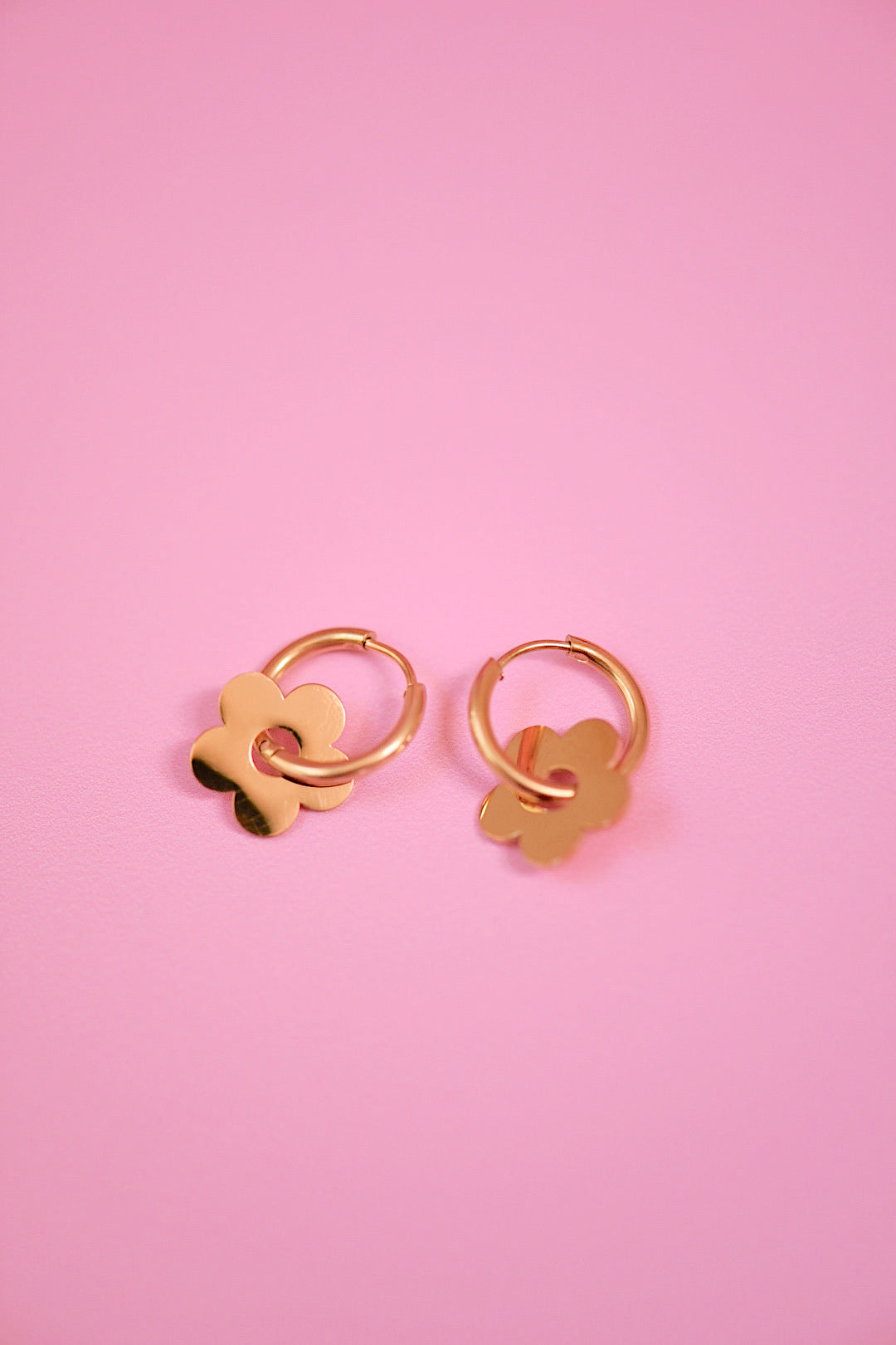 Girly Pop Daisy Hoops (Gold + Silver)