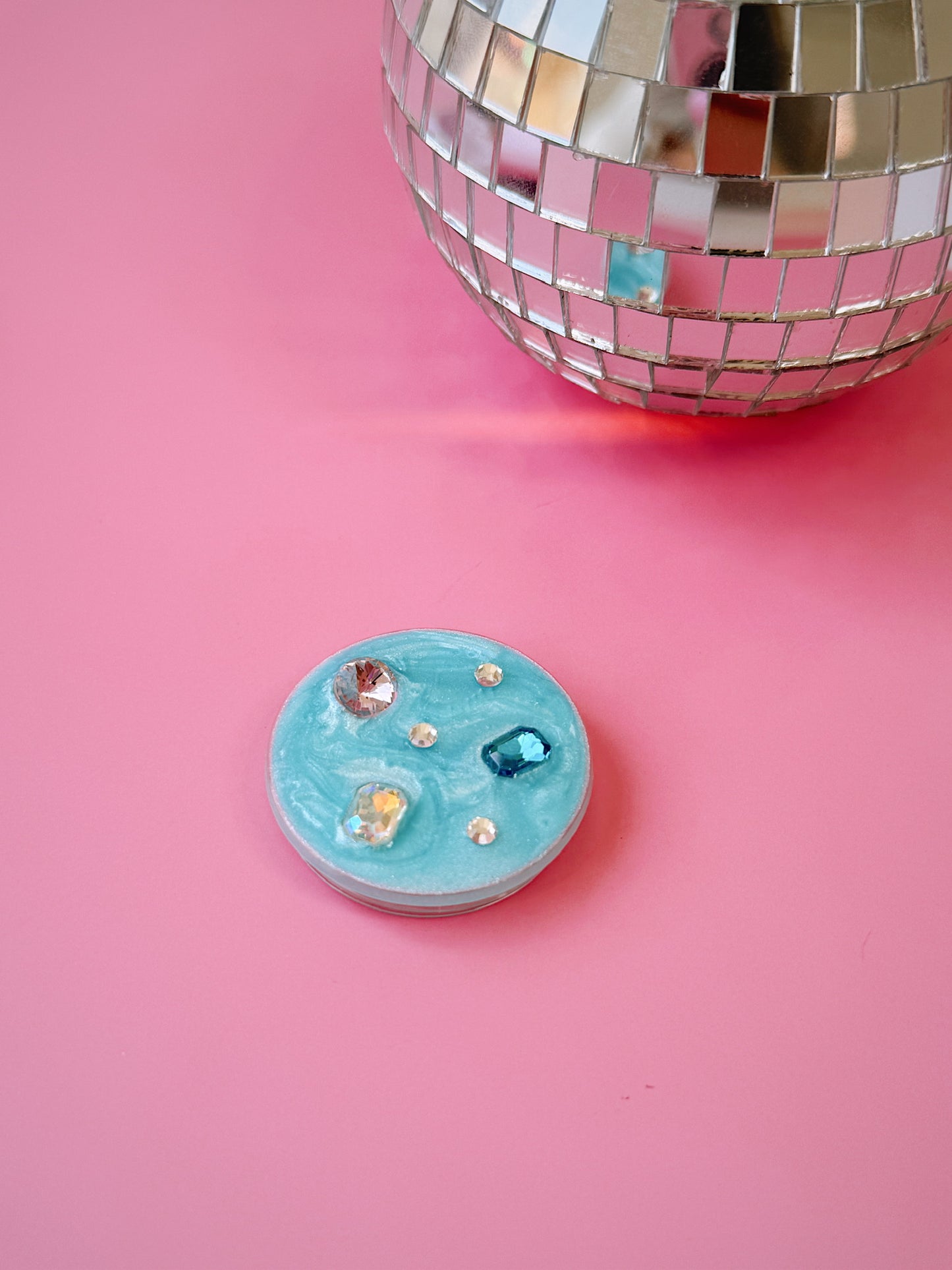 Jeweled Collapsible Phone / Kindle Grip