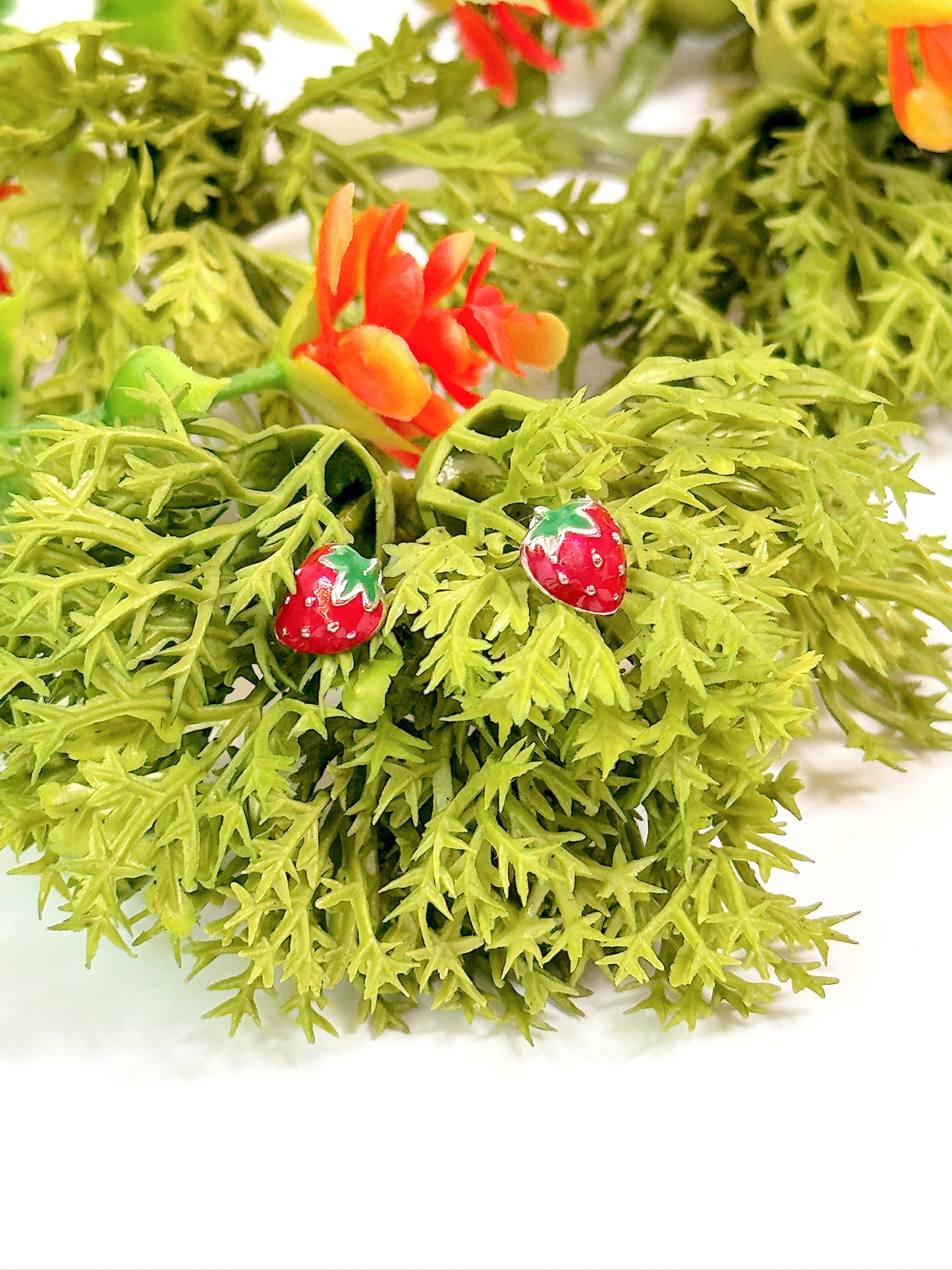 Sweet Strawberry Studs
